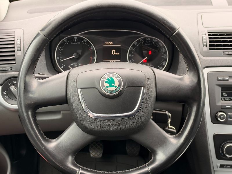 Škoda Octavia (2010) 1,2 TSI 77 Kw - fotka 17 z 30