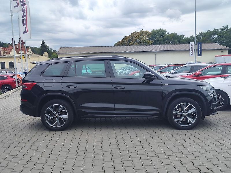 Škoda Kodiaq 2.0 TDI/110kW Sportline 4x4 - fotka 4 z 34