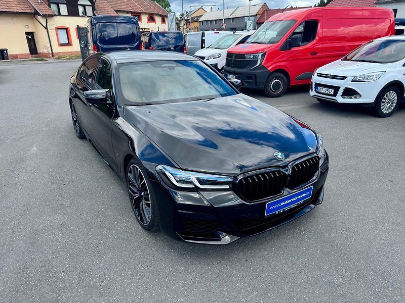 BMW Řada 5 (2022) M550i Xdrive - CZ - DPH - fotka 4 z 30