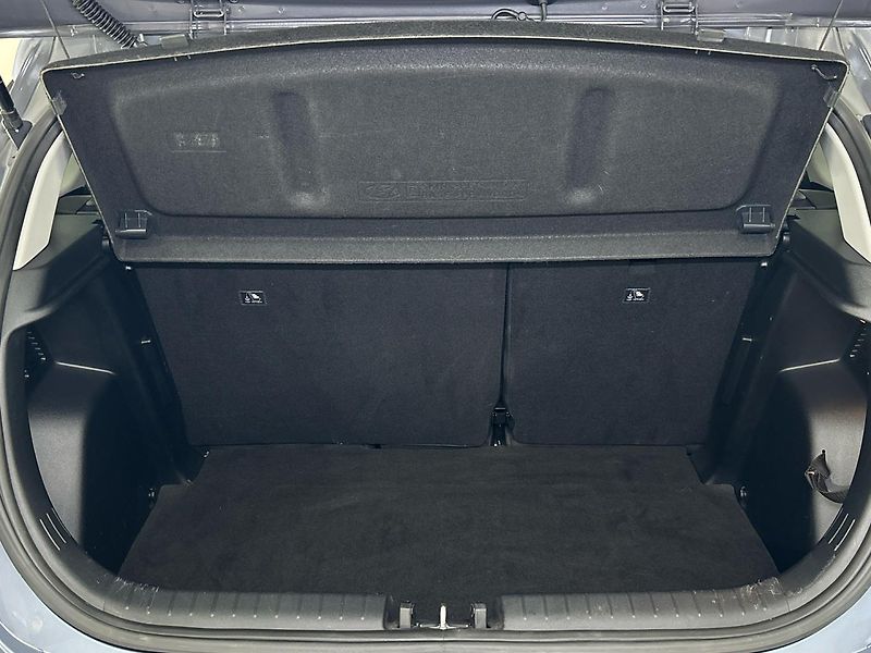 Hyundai i20 Hatchback 1,2i - fotka 10 z 27