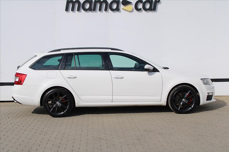 Škoda Octavia RS 2.0 TDI 135kW XENONY ČR - fotka 8 z 26