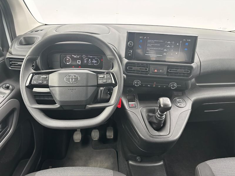 Toyota ProAce City Verso 1.2T 110k Short Business - fotka 5 z 22