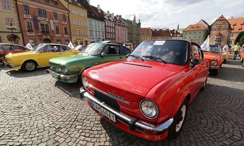 Setkání majitelů vozů Škoda 110R v Chebu.