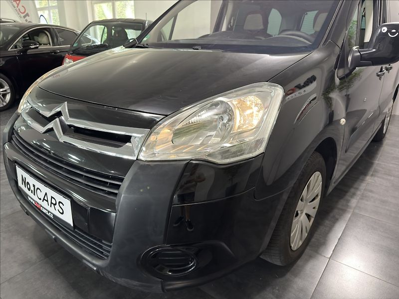 Citroën Berlingo 1,6   i MULTISPACE WEBASTO - fotka 25 z 29