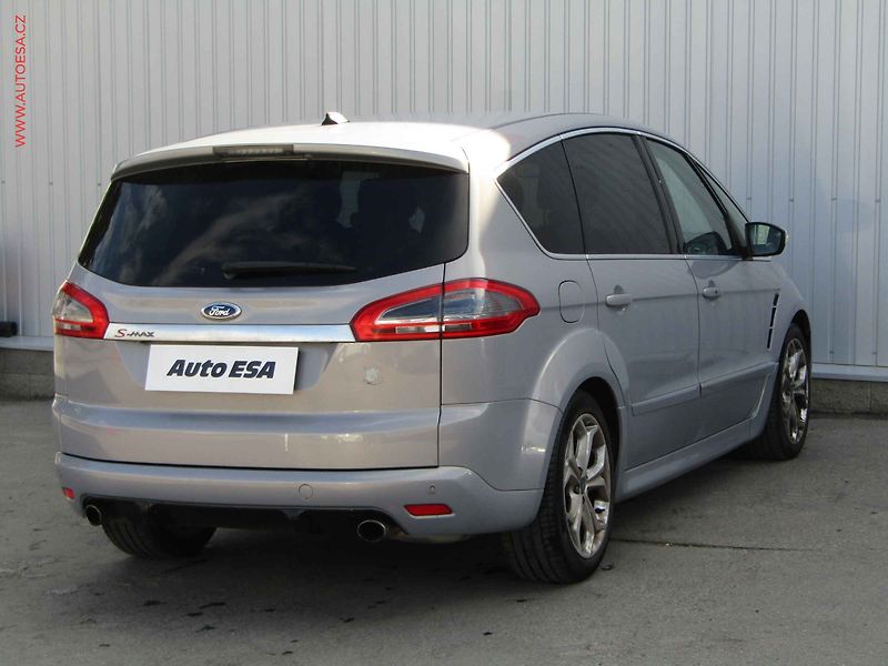 Ford S-MAX (2011) 2.0 EB, ČR, Titanium, AT - fotka 4 z 20