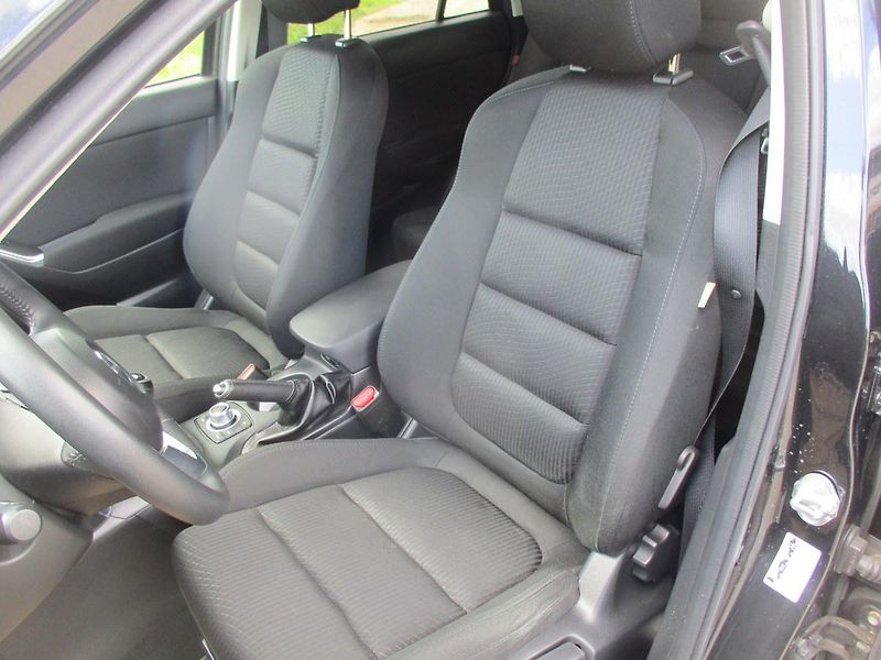 Mazda CX-5 2.0i 121kW*NAVI*VÝHŘEV*TAŽNÉ Z - fotka 14 z 50