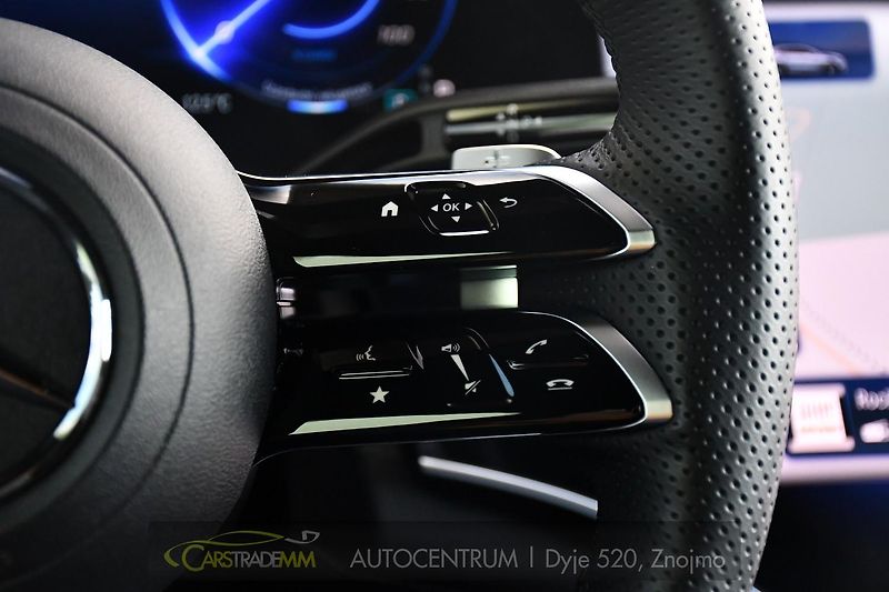 Mercedes-Benz EQE 500 4M PANOR HYPERSCREEN - fotka 29 z 62