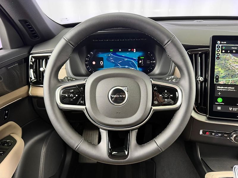 Volvo XC90 T8 AWD DARK PLUS, CHARCOAL, VZ - fotka 12 z 33