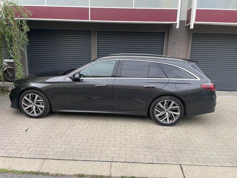Mercedes-Benz Třídy E (2023) E300e model 2024 DPH - fotka 7 z 12