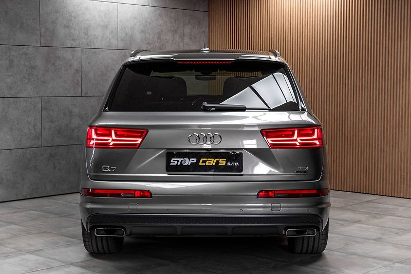 Audi Q7 3.0TDI REZERVACE - fotka 5 z 51