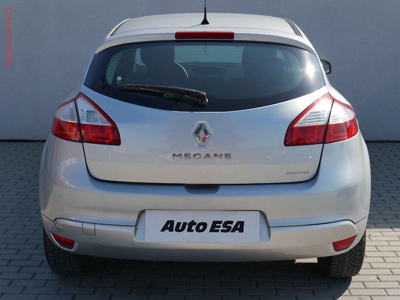 Renault Mégane (2010) 1.6i, 1.maj,ČR, AC, tempo - fotka 5 z 19
