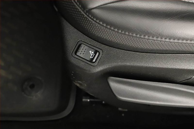 Volkswagen ID.3 (2020) 1st (62 kWh), SoH 89% - fotka 18 z 28