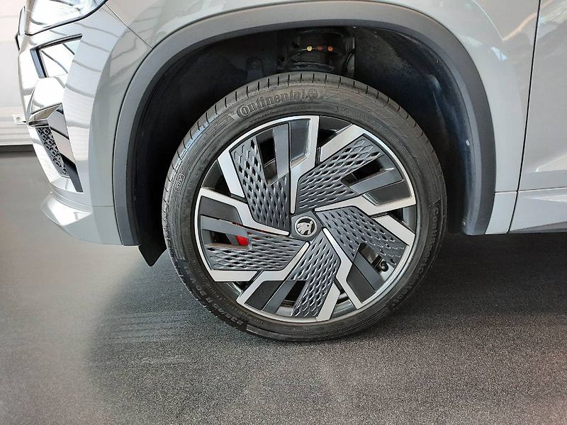 Škoda Kodiaq (2024) RS 2.0 TSI 4x4 (180kW/245k) DS - fotka 25 z 28
