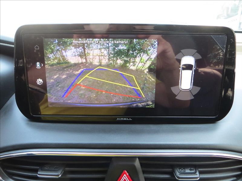 Hyundai Santa Fe 2,2 CRDi 142kW AUT Smart ČR - fotka 20 z 29