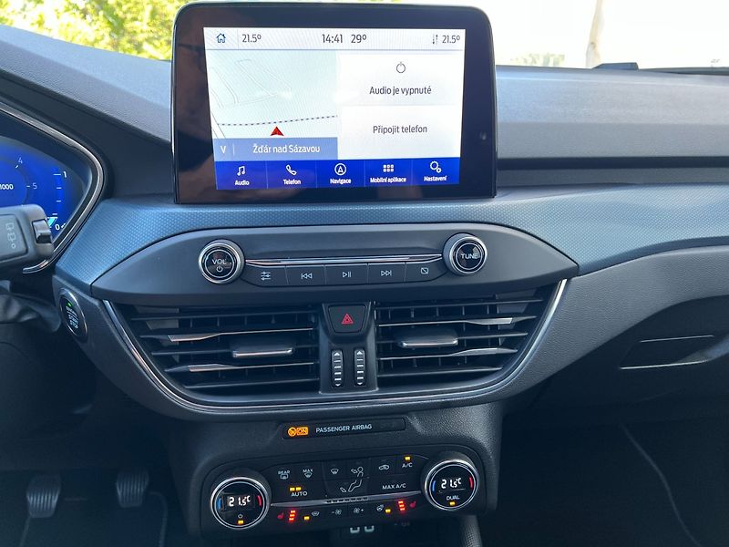 Ford Focus (2021) Active X 1.5 88KW! Tažné! LED - fotka 15 z 45