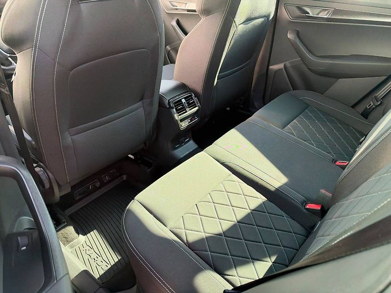 Škoda Karoq SportLine Exclusive 2,0 TDI 11 - fotka 10 z 35