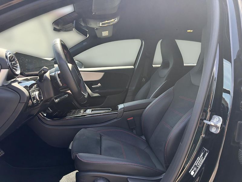 Mercedes-Benz Třídy A A 200 - fotka 13 z 16