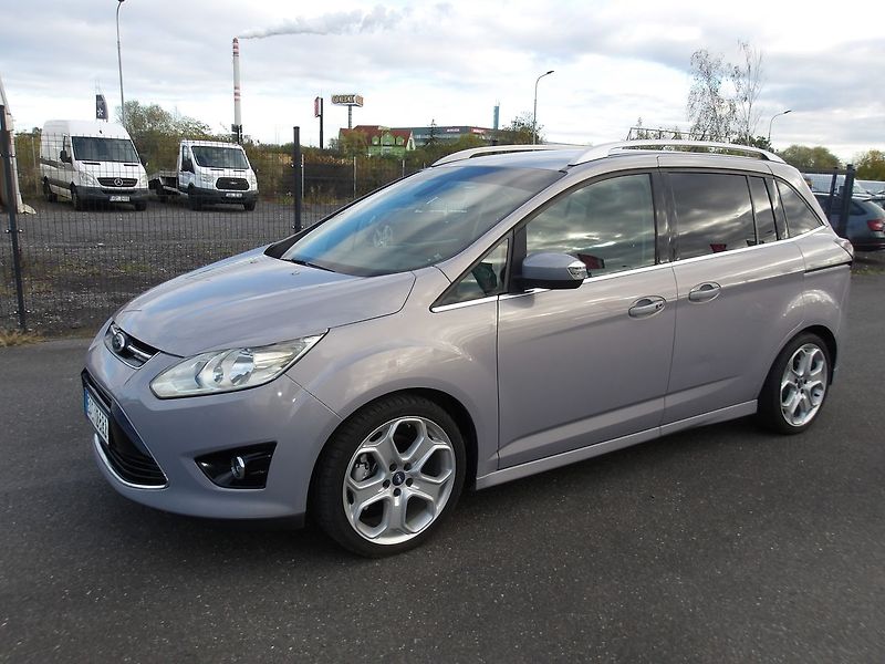 Ford C-MAX 1,6TDCi KRASAVEC !!! 7 MÍST ! - fotka 2 z 27