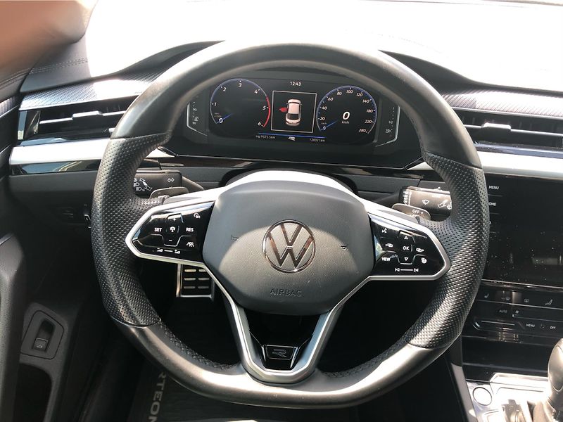 Volkswagen Arteon 2.0 TDi DSG 7st. 4Motion R-Lin - fotka 17 z 30