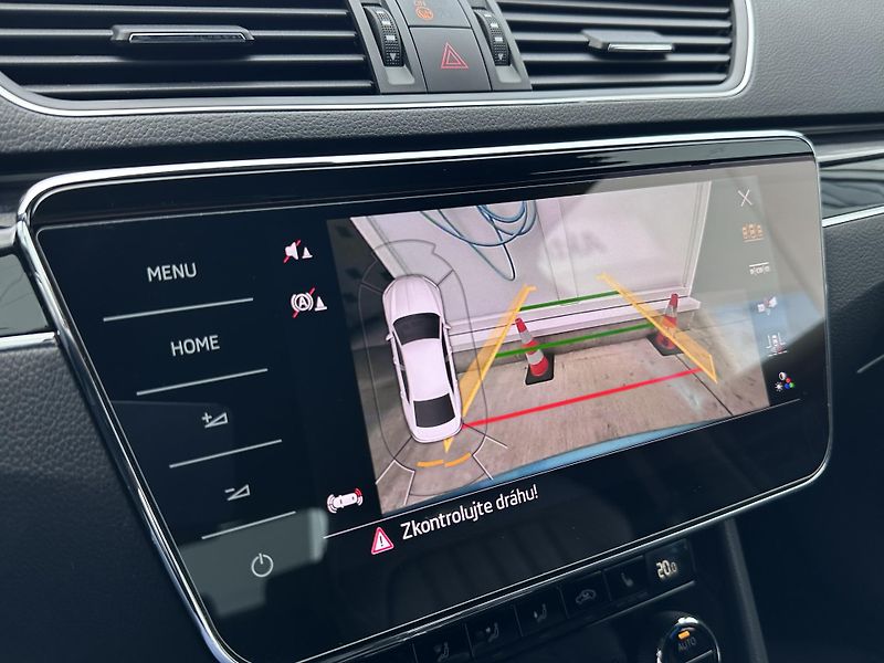 Škoda Superb 2.0TDi L&K 4x4 DSG Blue Ocean - fotografie inzerátu