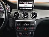 Mercedes-Benz GLA (2015) 220 CDI 4MATIC, 4X4 - náhled 12