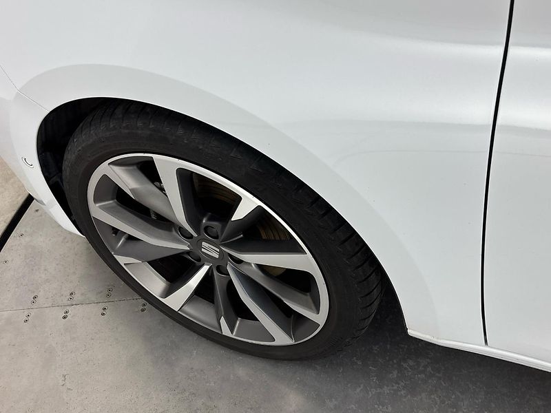Seat Leon FR - fotka 28 z 29