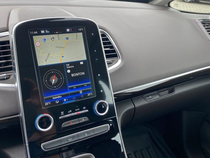 Renault Espace (2015) 1,6 (96kW) NM.  Man. - fotka 15 z 30