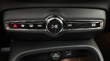Volvo XC40 2.0 T3 AUT Momentum Pro - náhled 13