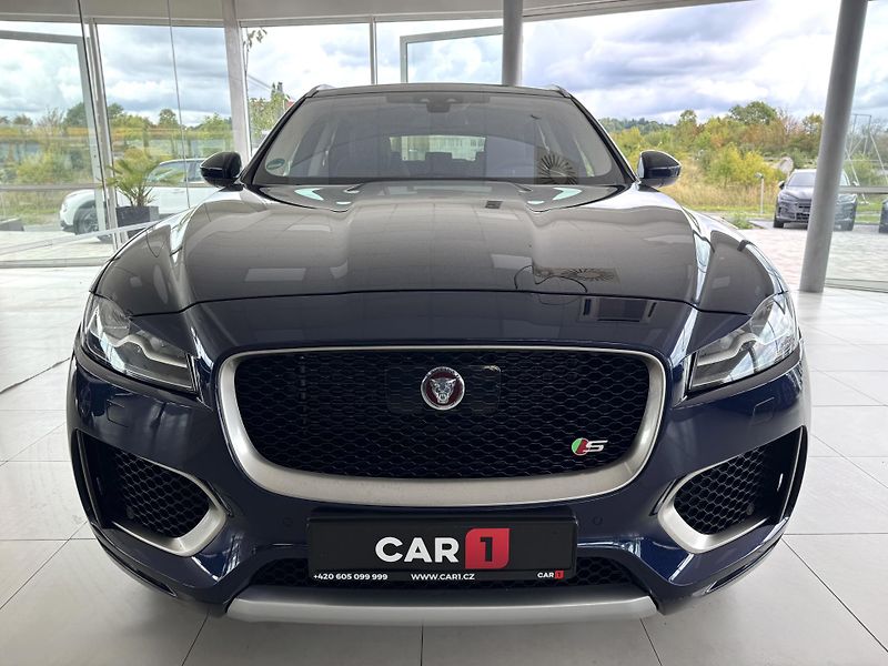 Jaguar F-Pace 30d S*AWD*Max.Výb*REZERVACE! - fotka 3 z 43