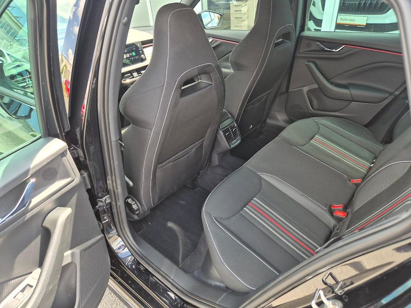 Škoda Kamiq (2025) Monte Carlo 1.5TSi 110kW 7°aut - fotka 14 z 30