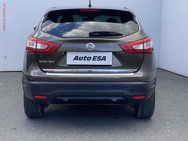 Nissan Qashqai (2016) 1.2 DIG-T, ČR, Acenta, AT - fotka 5 z 16