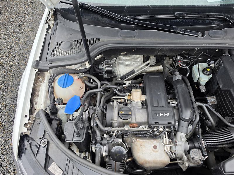 Audi A3 1.2 TFSI Xenon S-Line  - fotka 22 z 24
