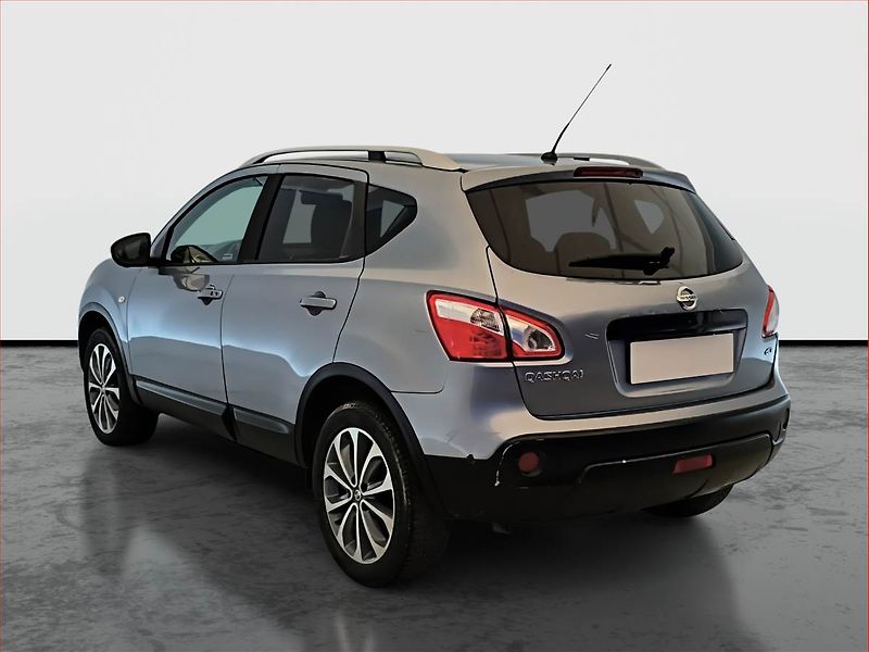 Nissan Qashqai (2013) 1.6 dCi, 4X4, Serv.kniha - fotka 4 z 20