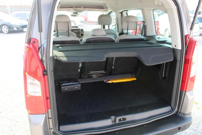 Peugeot Partner Tepee (2008) 1,6HDI KLIMA EL.OKNA PDC ESP - fotka 11 z 16