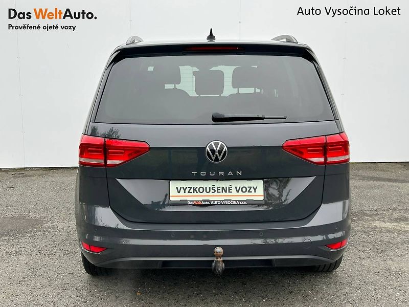 Volkswagen Touran (2022) 1.5 TSI 110kW DSG tažné - fotka 27 z 33