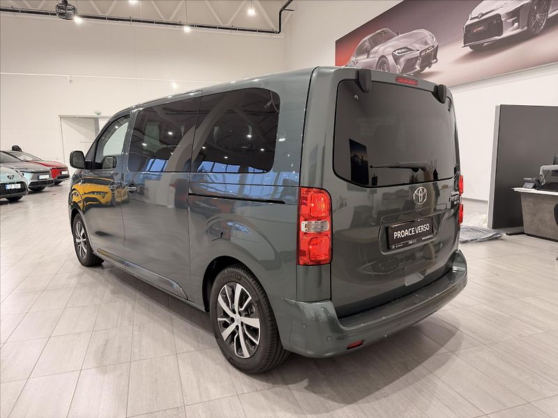 Toyota ProAce Verso 2,0 177k - VIP - fotka 4 z 9