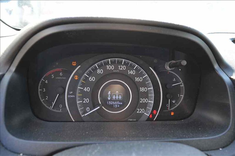 Honda CR-V (2015) 1,6 D - fotka 19 z 26