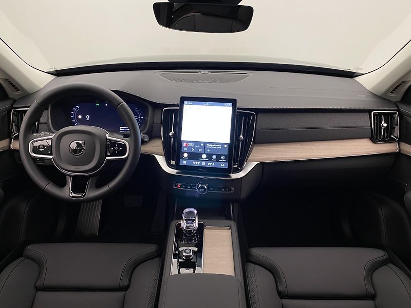 Volvo XC90 (2026) T8 AWD RECHARGE BRIGHT PLUS 7m - fotka 2 z 72