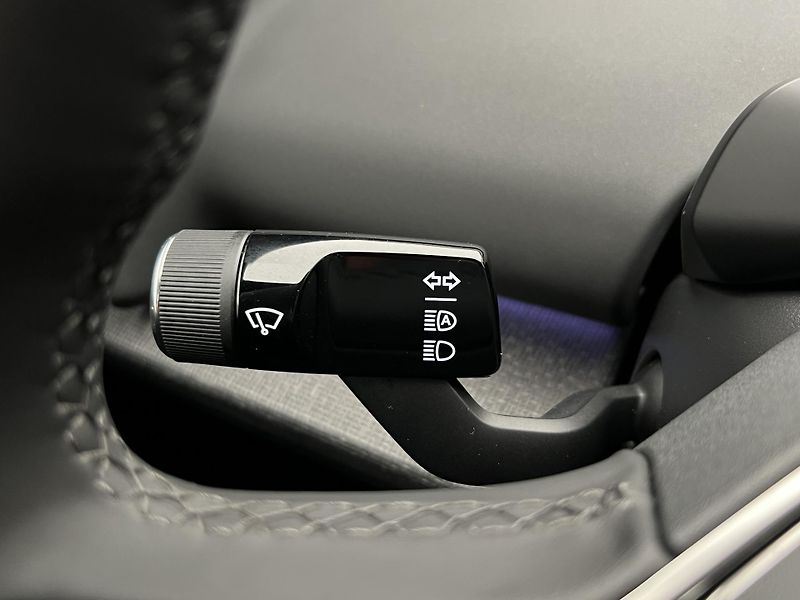 Volvo EX30 (2026) P8 AWD electric PLUS REZERVACE - fotka 21 z 45