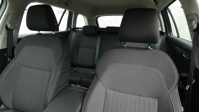Škoda Superb Combi 2,0 TDI DSG Style - fotka 7 z 24