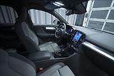 Volvo XC40 2,0 B3 NAVI KAMERA 360° TAŽNÉ - náhled 7