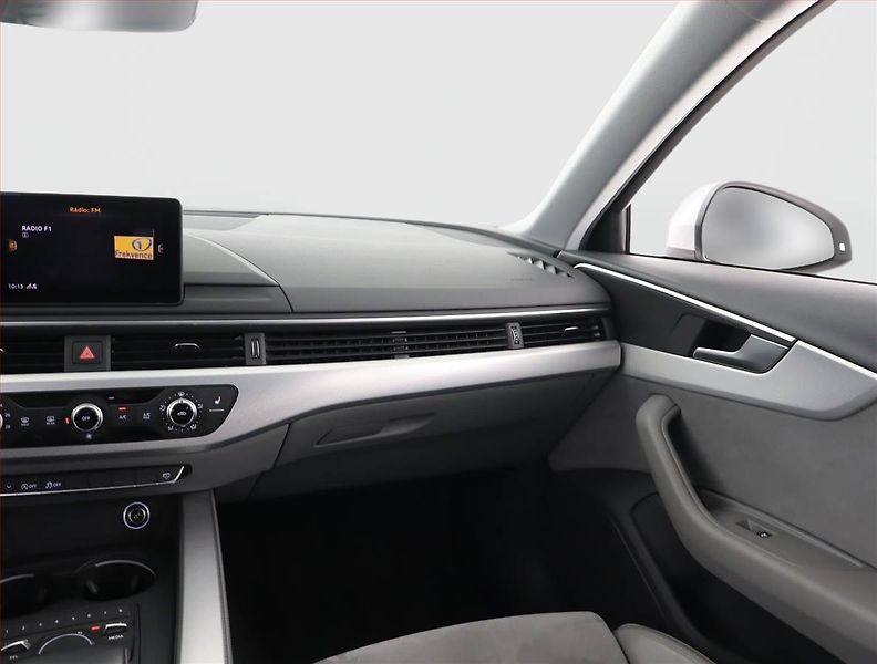Audi A4 (2019) 40 TDI, Automat, Serv.kniha - fotka 8 z 23