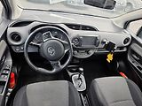 Toyota Yaris 1.5 Hybrid Automat  - náhled 8