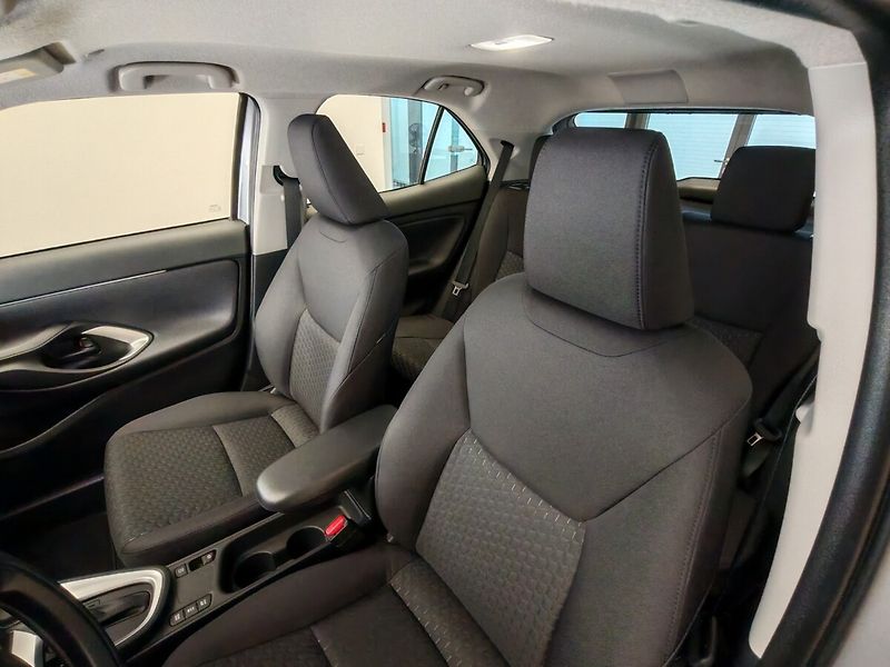 Toyota Yaris Cross 1.5 AT Hybrid Comfort - fotka 13 z 31