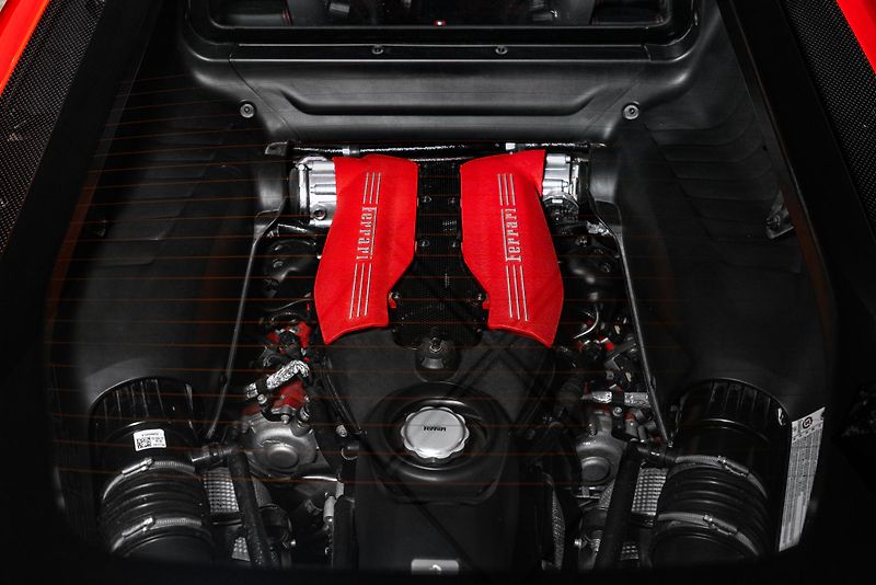 Ferrari 488 GTB NOVITEC/CARBON/LIFT/ZÁRUKA - fotka 9 z 20