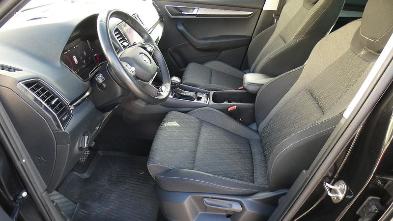 Škoda Karoq 2.0 TDI 110 kW Style 4x4 DSG - fotka 17 z 21