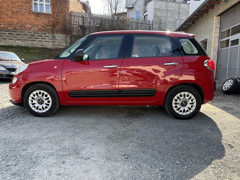 Fiat 500L (2015) 1,4i 70 Kw  - fotka 8 z 16