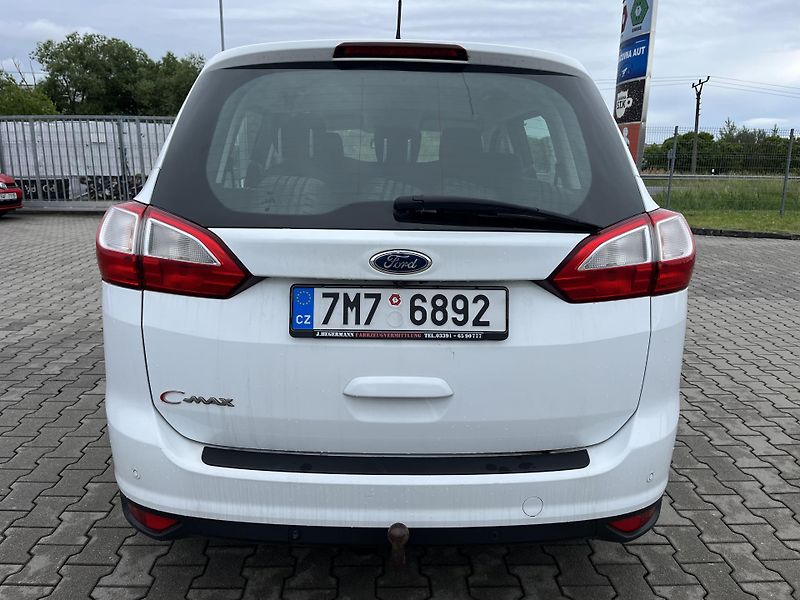 Ford Grand C-MAX (2017) 2.0 TDCI-110kW - fotka 6 z 15