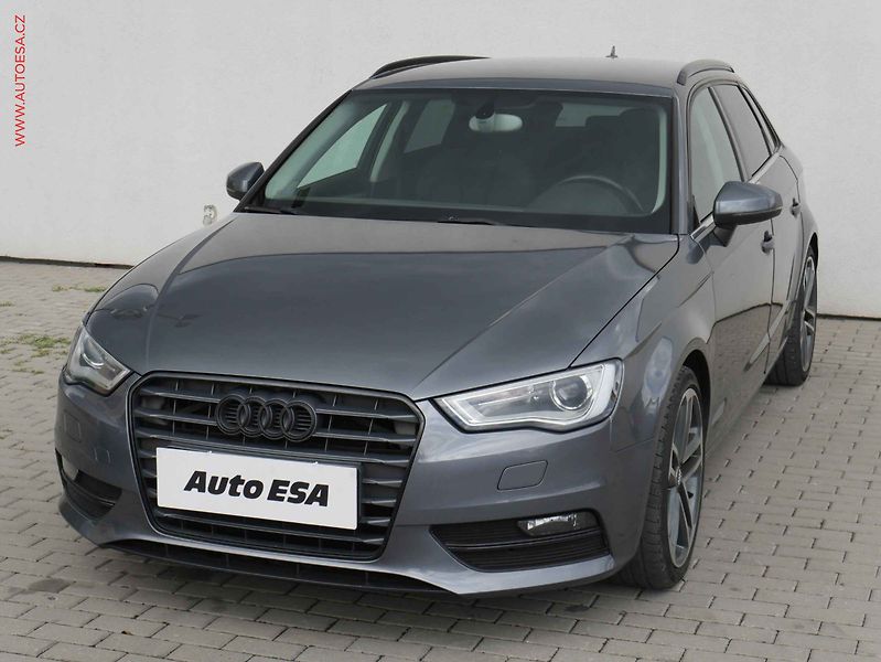 Audi A3 (2013) 2.0TDi, Ambition - fotka 3 z 22