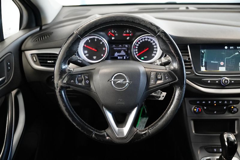 Opel Astra - fotka 15 z 22